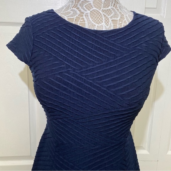Enfocus Studio Navy Blue Strech Midi Dress Textured size 6 - Picture 3 of 12